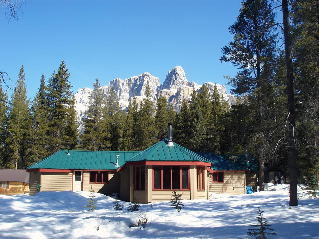 Hi Castle Mountain - Hostel المظهر الخارجي الصورة